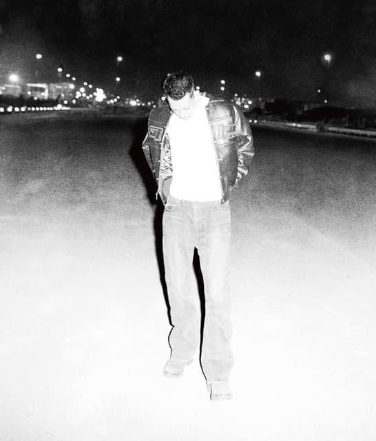 reina (w.a.u. Band Set) x TRIPPYHOUSING